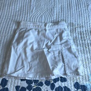 Lioness white skirt! Great condition